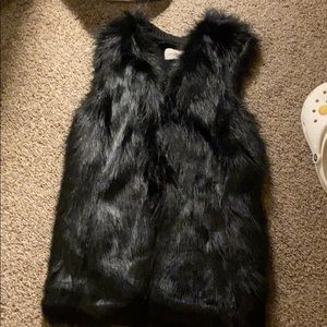 Fur vest